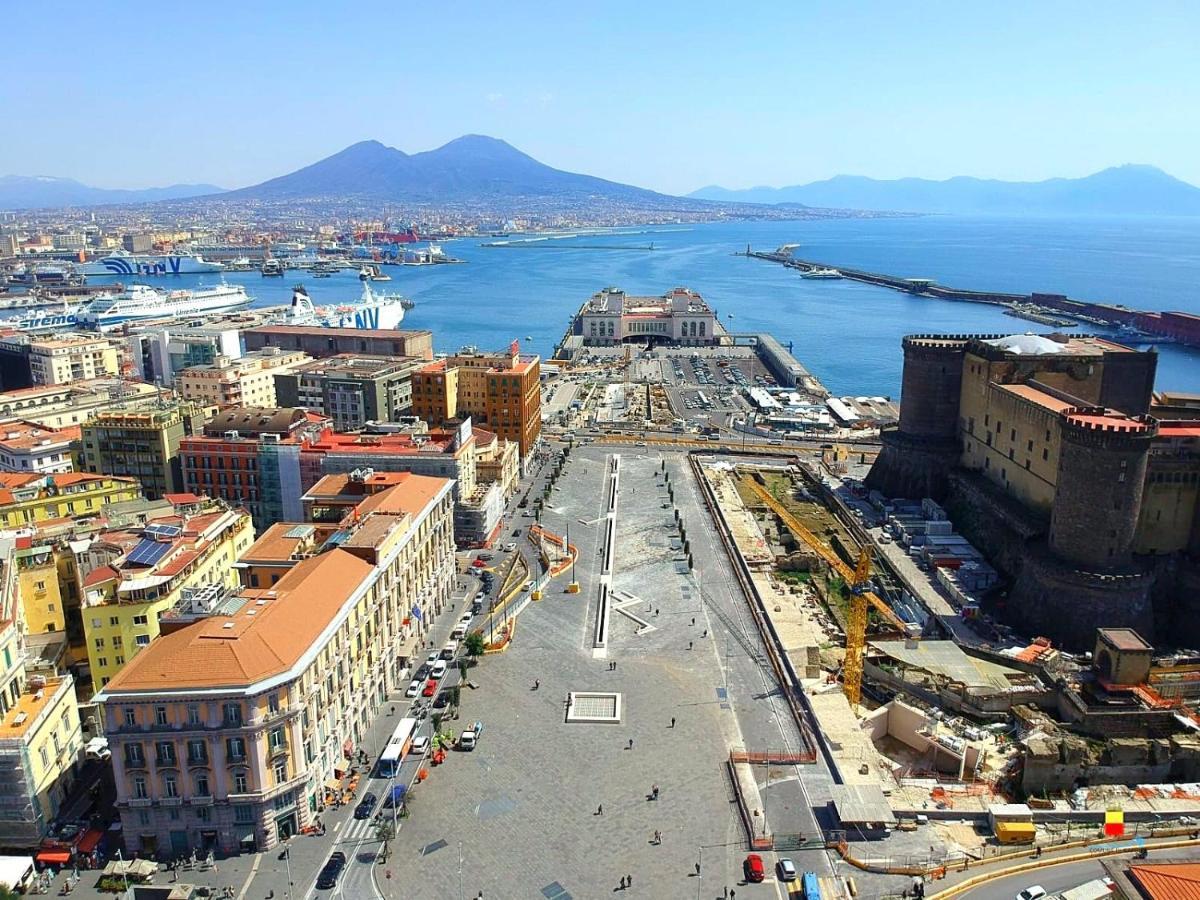 Hotel Silia House Napoli Centro Exterior foto